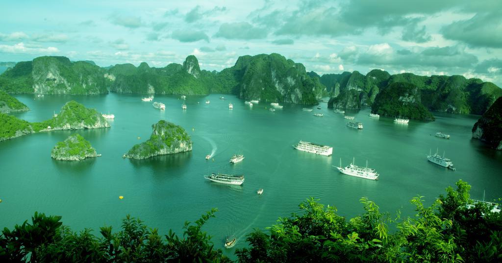 Halong Happy Hostel (Adults Only) Ha Long Exterior photo